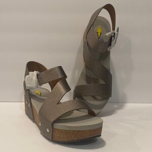 Volatile Textured Brown Sandals